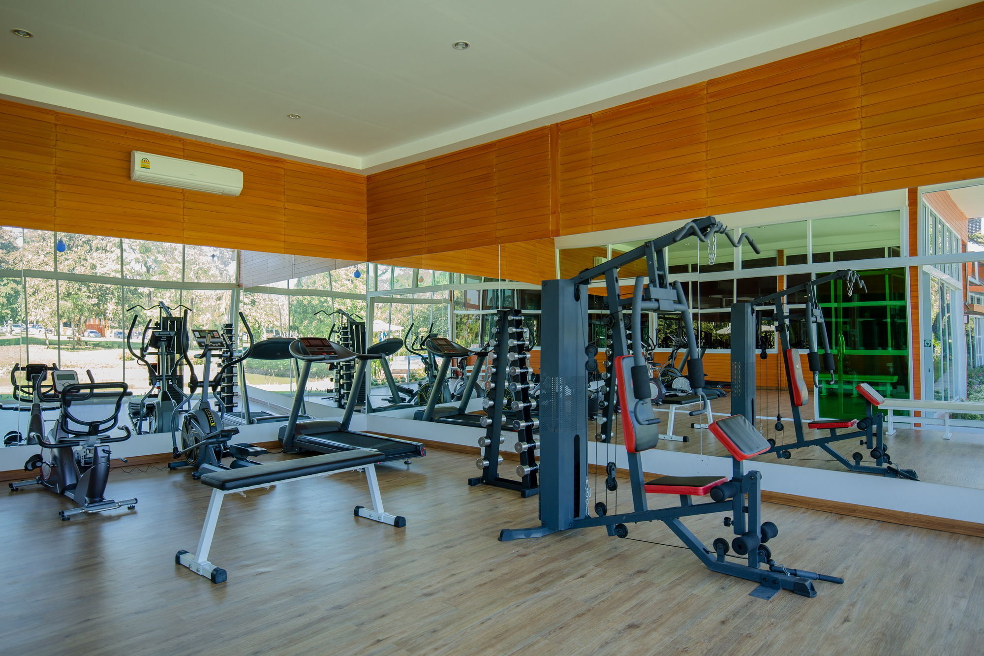 Baan Suan Khun Ta And Golf Resort أوبونراتْشاتاني المظهر الخارجي الصورة